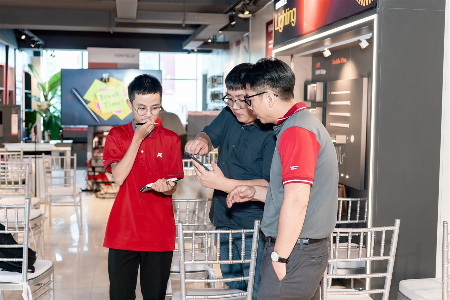 Buổi đào tạo sản phẩm Häfele